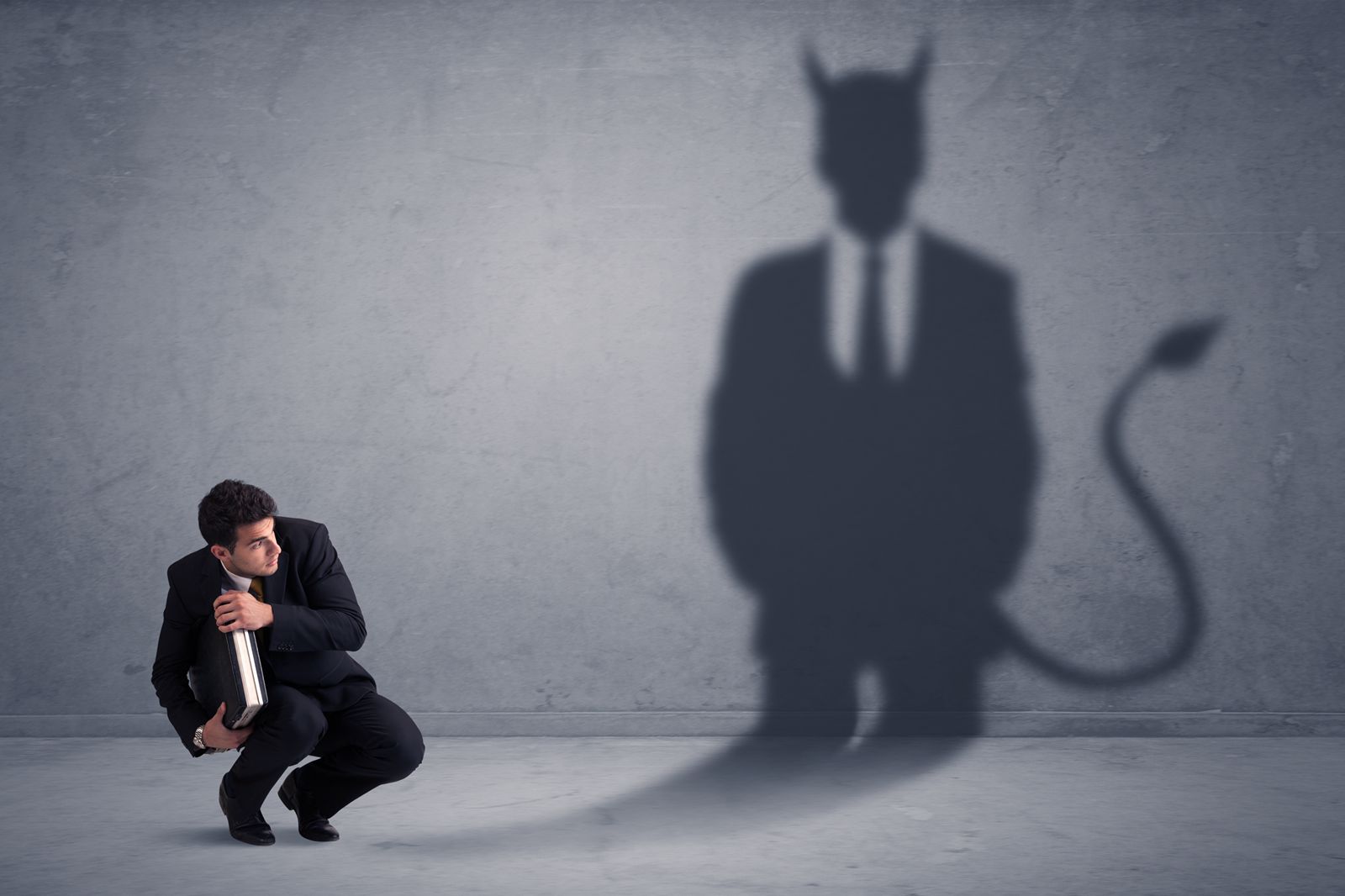 Negociando en Tinieblas Negociando en Conciencia